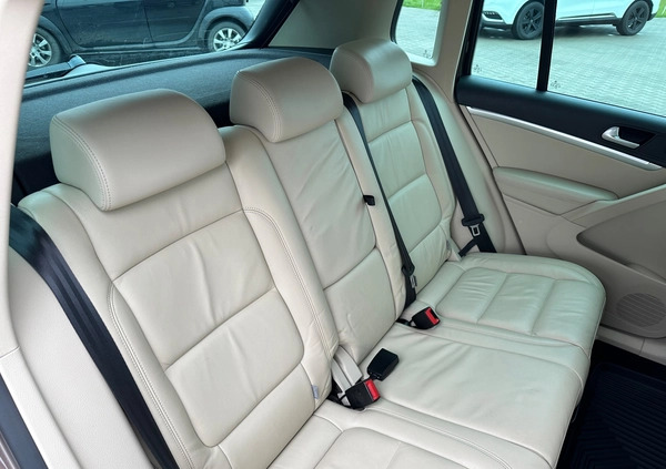 Volkswagen Tiguan cena 52900 przebieg: 184000, rok produkcji 2013 z Zawiercie małe 596